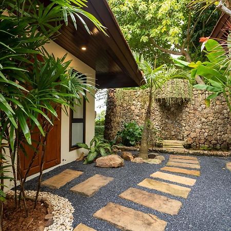 Nai Harn Baan-Bua Villas Extérieur photo