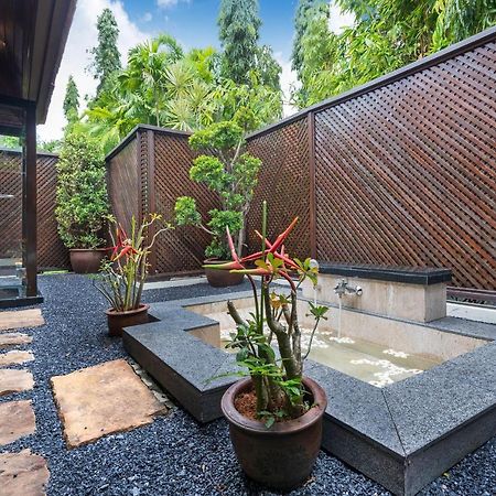 Nai Harn Baan-Bua Villas Extérieur photo